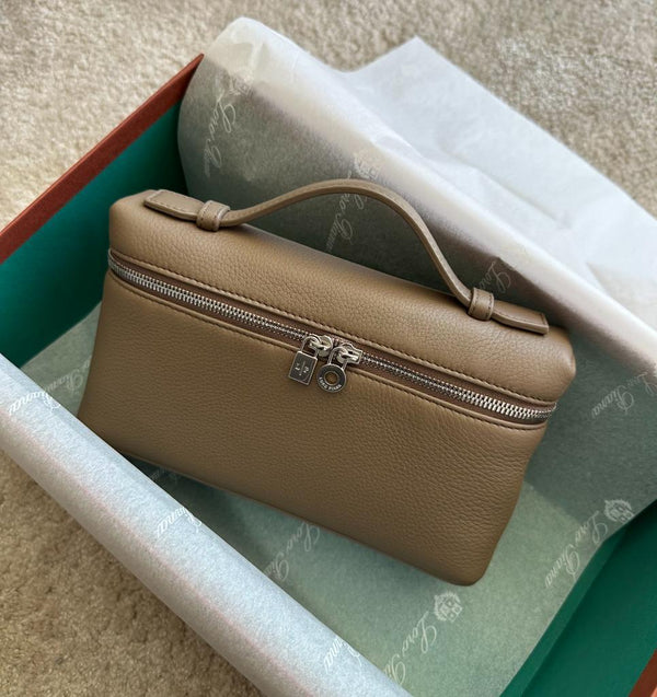 Loro Piana Extra Pocket Pouch L19