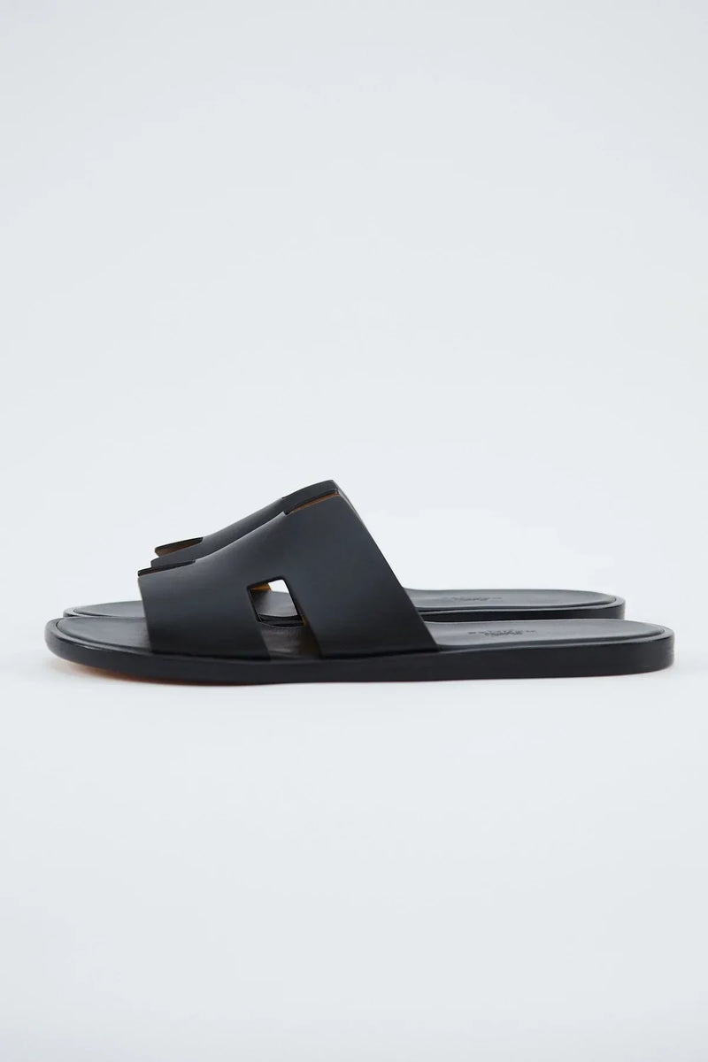 Hermès Izmir Sandals (Black)